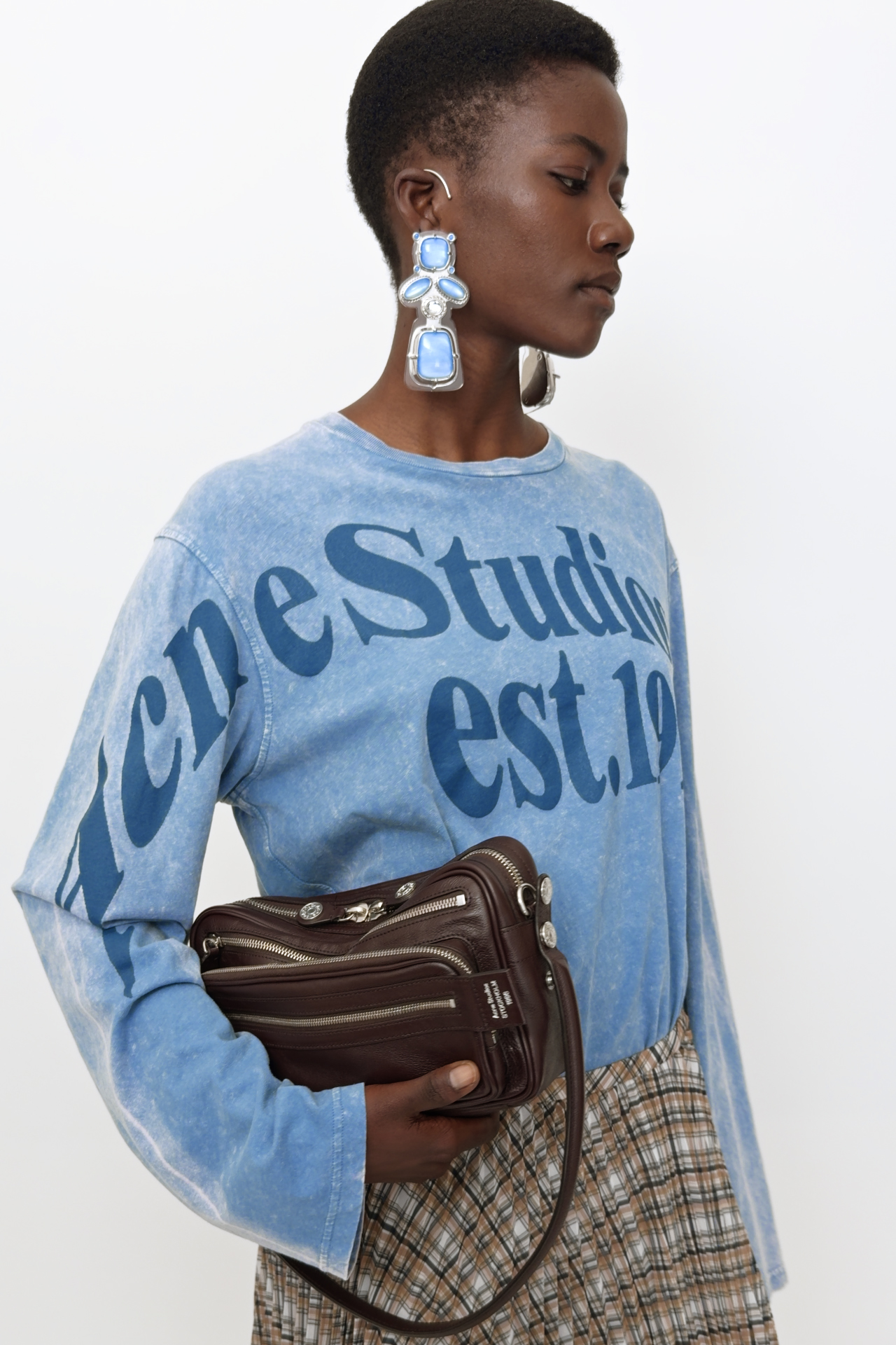 Acne Studios - Relaxed fit graphic t-shirt - Dirty blue