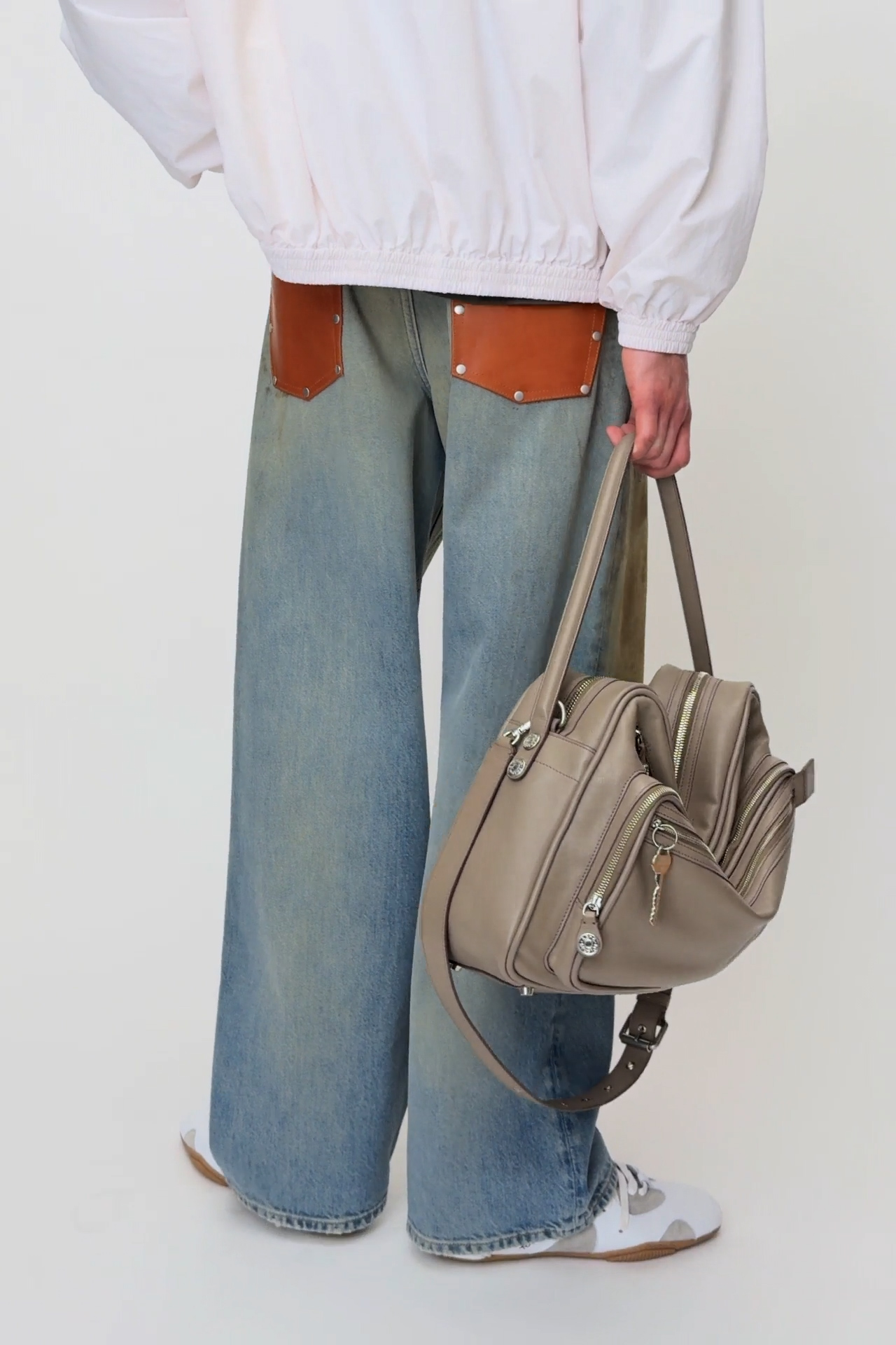 Acne Studios - Loose fit jeans - 1981 - Mid Blue